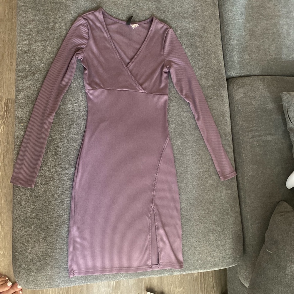 Purple mini dress with slits and long sleeve